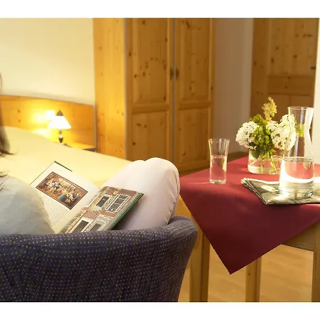 Hotel Landgasthof Sengstbratl *